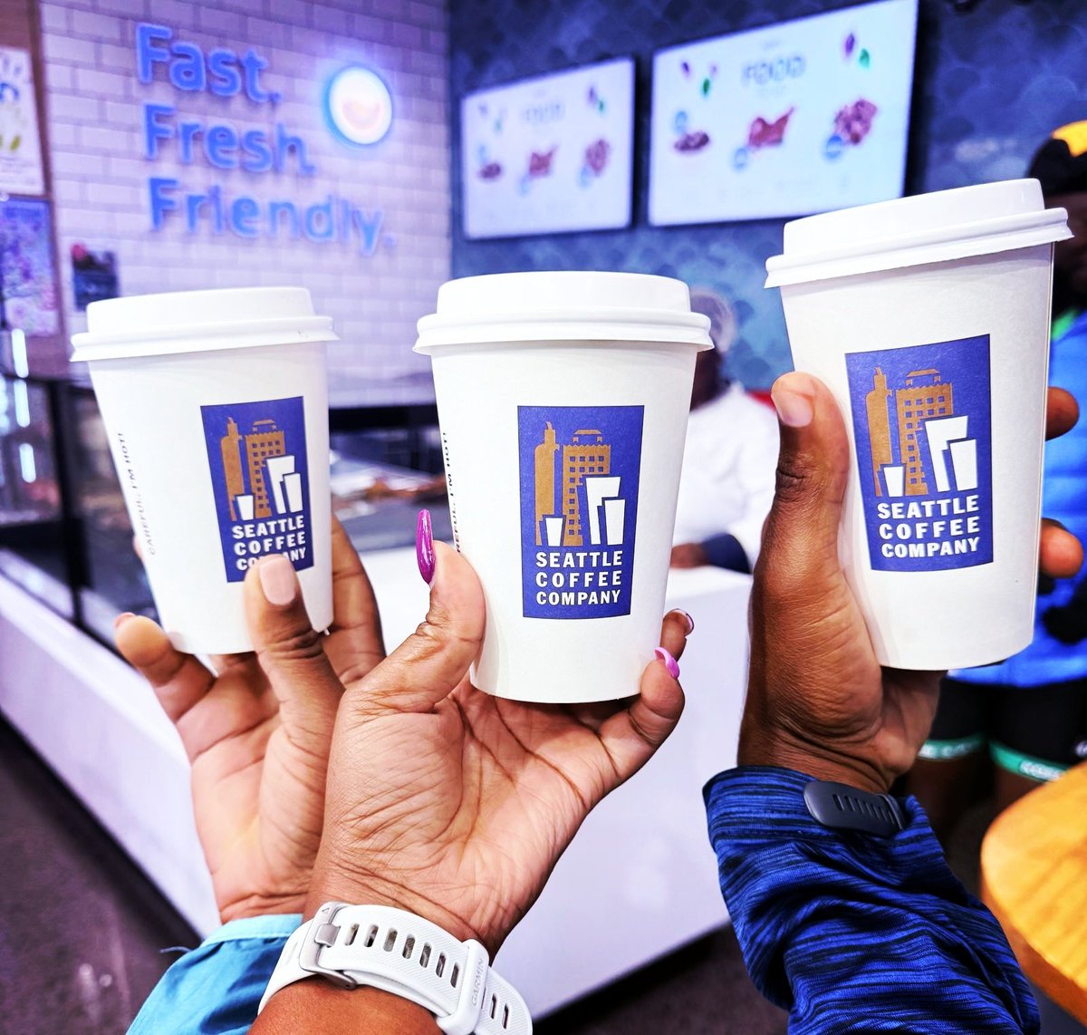 Baba_ka_Peanut's tweet photo. Coffee and friends make the perfect blend....βπ«Άπ½π«Άπ½
#PostRunBrew #Brewtiful β #CoffeeLover #CoffeeTime #Javaphile #Runderful π https://t.co/wxS9YGRlfM