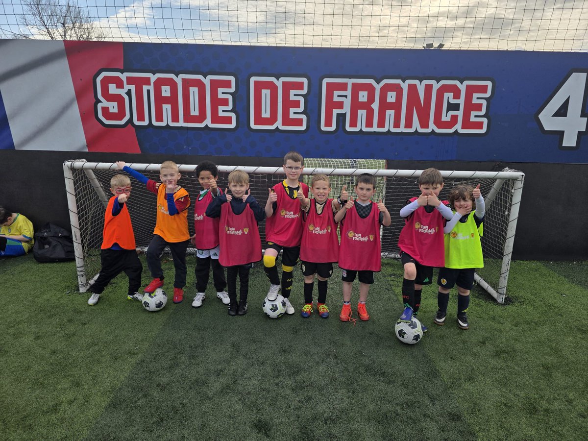 Looking forward to another McDonald’s <a href="/FunFootballUK/">McDonald’s Fun Football</a> session at <a href="/goalsfootballuk/">GOALS</a> today. Great initiative from <a href="/ScotFANorth/">North</a> to get more kids playing. #funfootball 
Contact cyfc.secretary@btinternet.com for more information