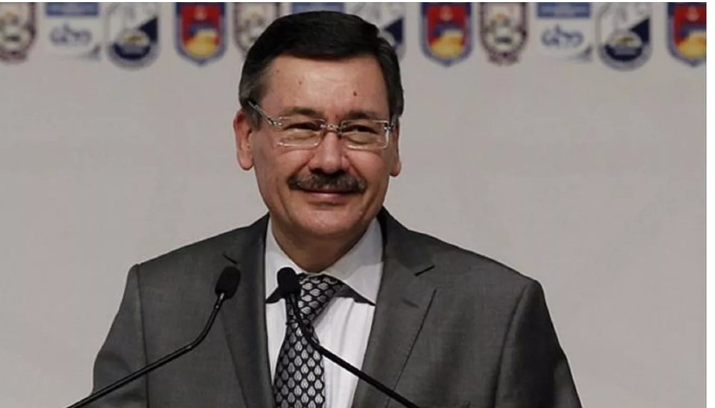 #SONDAKİKA

Ahmet #Davutoğlu ve #MelihGökçek arasında yolsuzluk polemiği yaşandı

Ahmet Davutoğlu #MansurYavaş'tan hesap soruluyorsa Melih Gökçek'ten de sorulmalı.

Melih Gökçek Bana bak Davutoğlu, sana demezler mi Sen Melih Gökçek'in başbakanıydın, neden soruşturma açmadın diye.