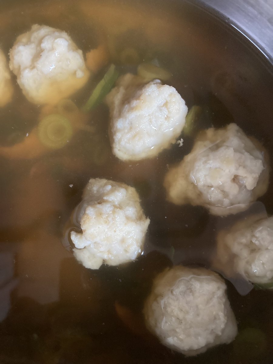 FishingOneColor's tweet image. 大量に冷凍されたグレをツミレにして食べました。ついでに二十日大根を収穫。
宇和島でのタカベ釣りは不発。タカベはどこにいったのか…