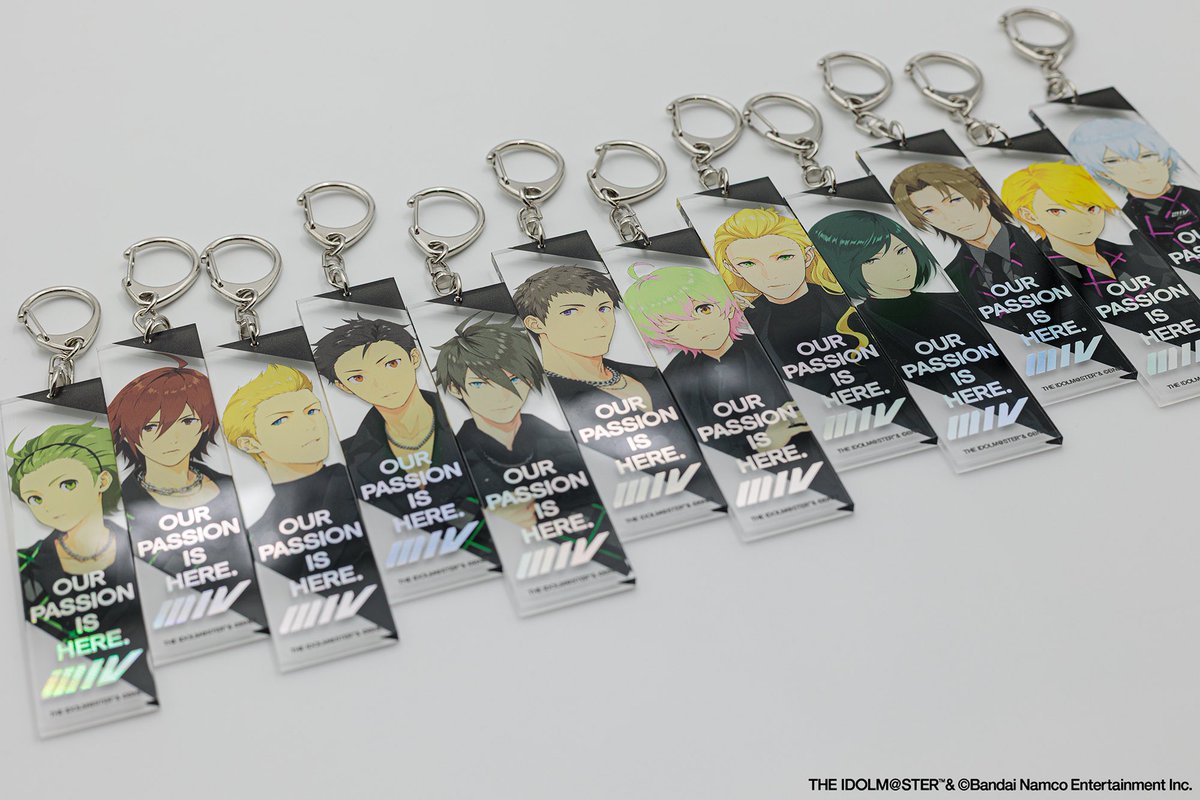◢◤VOL.5グッズ紹介◢◤ アクリルチャーム -等身- オーロラ箔が虹色に 