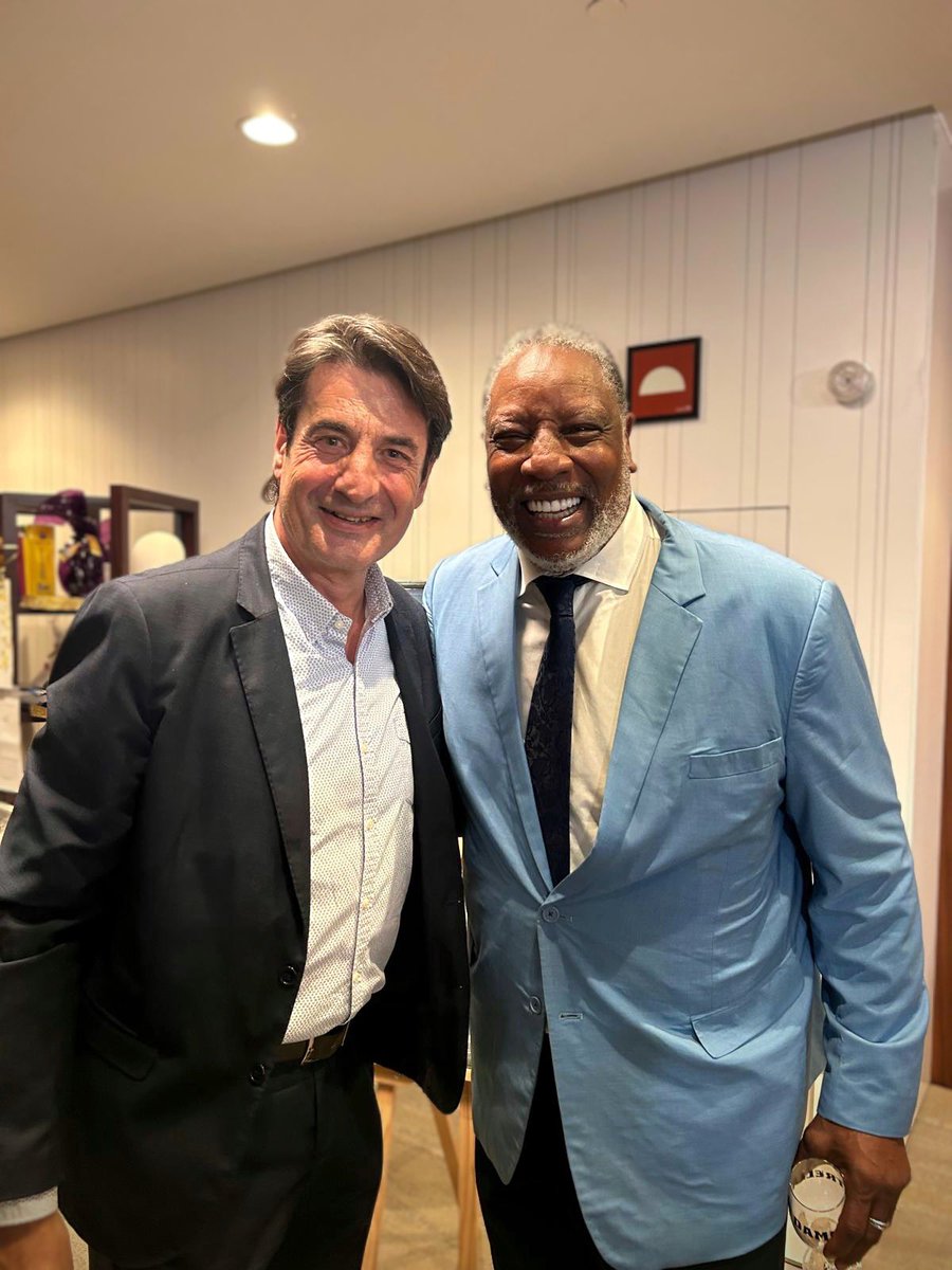 Doncs res, que demà tenim partit. 😉 <a href="/atomicdog14/">Audie Norris</a>