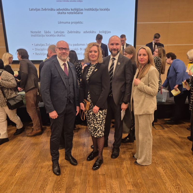 cers_jurkans's tweet image. Prieks reizi gadā satikt kolēģus @advokaturaLV_ gada kopsapulcē. Šogad notika arī institūciju vēlēšanas. Apsveicam @SaulisVarpins ar ievēlēšanu priekšsēdētāja amatā un vēlam izturību un enerģiju! P.S. Nākamgad balle būs? :)