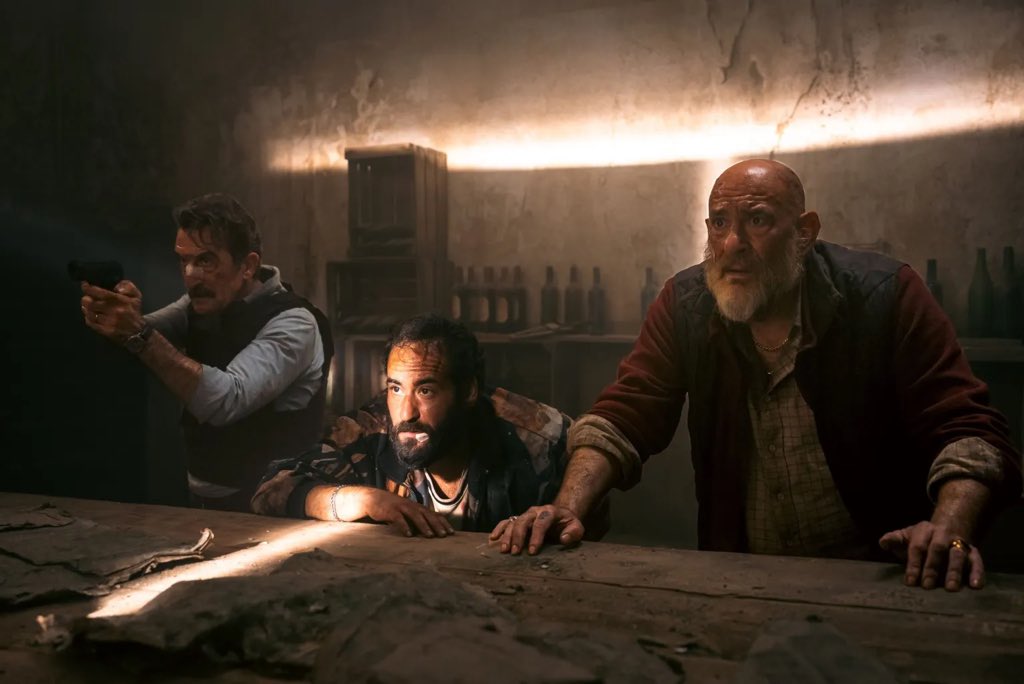 “Tierra de nadie” se estrena en la taquilla española con un estimado de 100,000€ según datos facilitados por su productora.

El film de Albert Pintó se colocó tercera y es de esperar que cierre el primer fin de semana con un ingreso entre los 400.000€ y los 450.000€. 

El dato