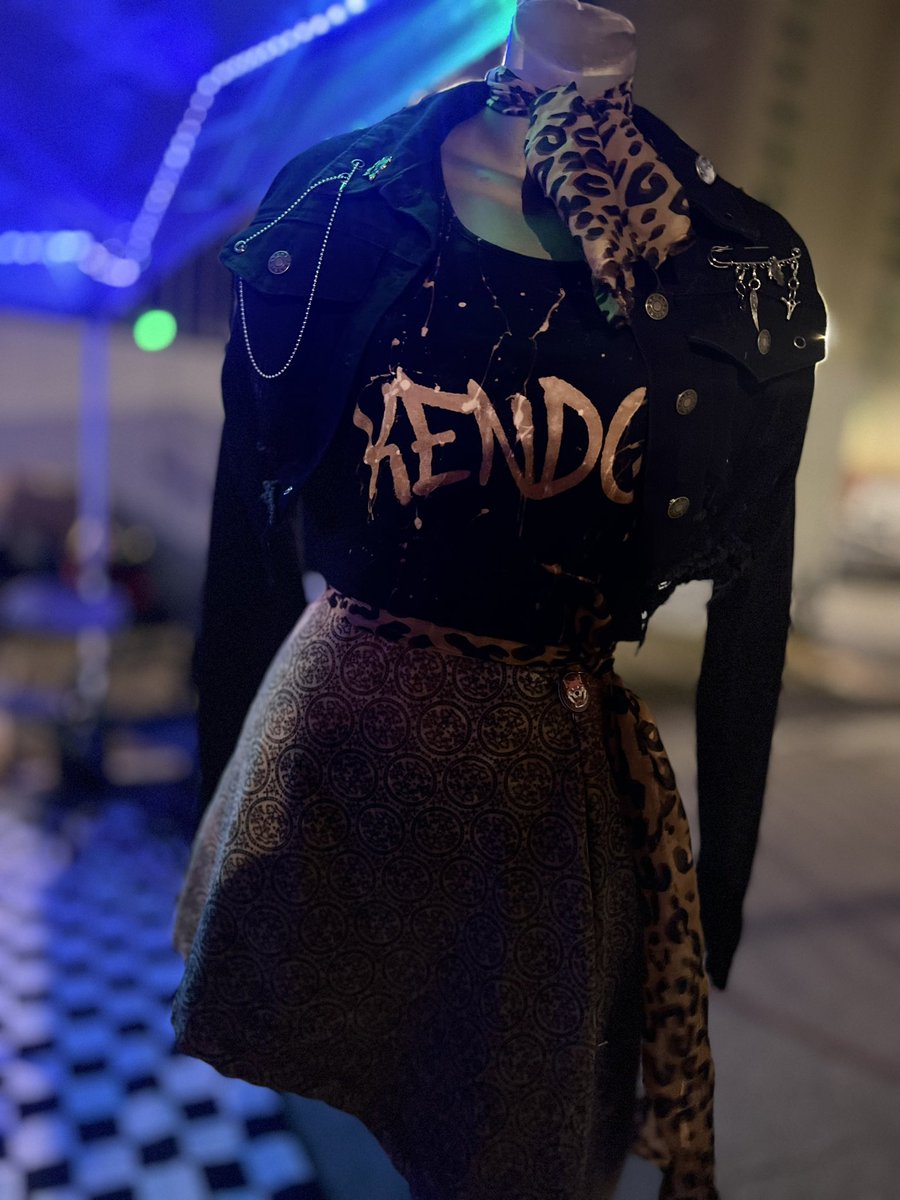 I know we owe y’all some content from tonight and don’t worry, it’s coming (cell service here was janky tonight) but let me know what you think of our offical $KENDU Chadette? I am OBSESSED 😍😍

Collab between myself <a href="/stayseaart/">stayseaart 🦊🪖</a> and <a href="/StrngCrtr/">Amber Whitney</a>