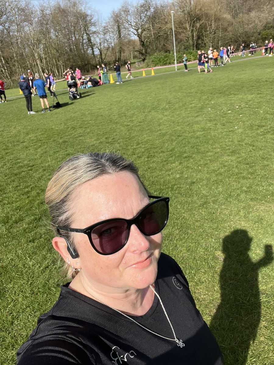 ✨Sarah Howard✨ (@ms_s_howard) on Twitter photo Had a 5 month break from running. Life just getting in the way. Especially my teenage daughters 😂
But today I did something for me and went to <a href="/parkrunUK/">parkrun UK</a> #arrowvalleyparkrun #feelingmotivated Had a 5 month break from running. Life just getting in the way. Especially my teenage daughters 😂
But today I did something for me and went to <a href="/parkrunUK/">parkrun UK</a> #arrowvalleyparkrun #feelingmotivated