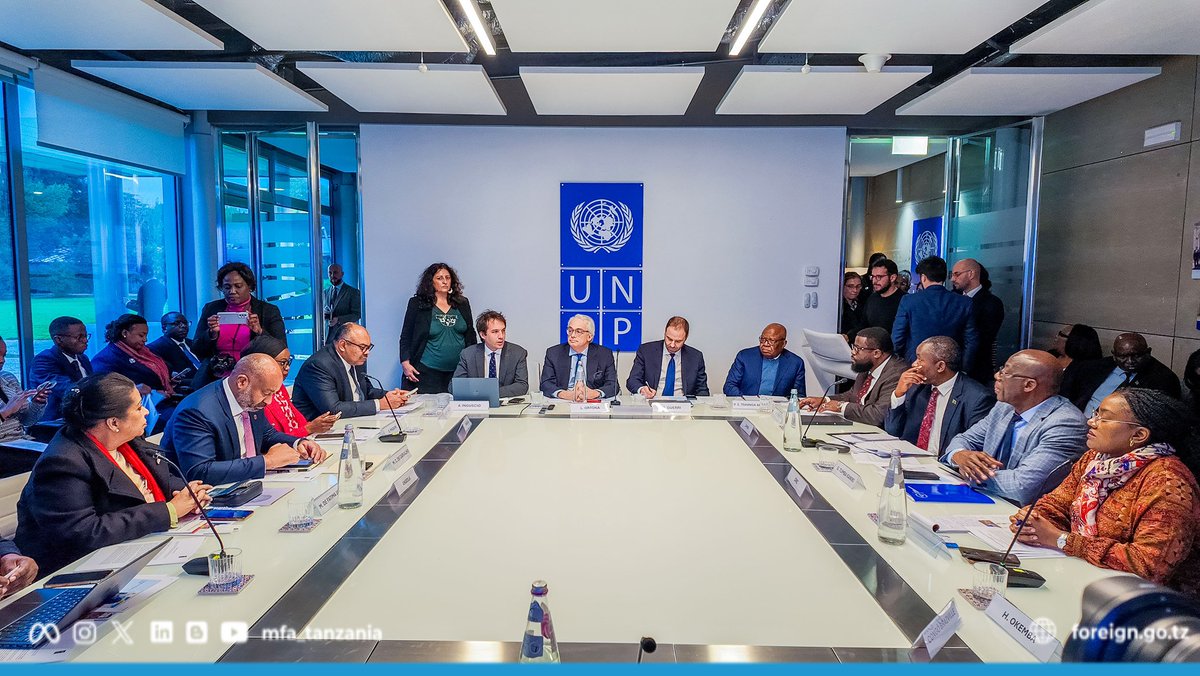 Tanzania to benefit from Italy Matei Plan- UNDP Development Partnership

Tanzania Minister for Foreign Affairs and East African Cooperation, Hon. Amb. Mahmoud Thabit Kombo (MP.) participated in the UNDP High-level roundtable in Roma, Italy aiming to unlock sustainable development