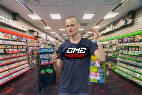 GME_4200's tweet photo. GameStop just hired a Chief Bitcoin Officer. Qualifications: 1,000+ tweets saying "HODL" #GME4200 #MaxisOnly https://t.co/pCO1ukNZTK