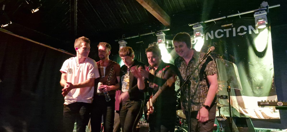 BethMusic12's tweet photo. Had an amazing night last night. @ApolloJunction, you were amazing as usual
Thank you so much, @ApolloJunction, for having me up https://t.co/4athSOYmW7