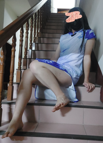 eroticcd's tweet photo. 好久沒PO了 想我嗎?久違的旗袍~I didn't post things lately, do you miss me?
#男の娘 #偽娘 #cd #crossdress #sissy #女裝 #otokonoko #伪娘 #femboy #ladyboy #crossdressing #crossdresser #大學生 #trap #tranny https://t.co/VzCwiKc0VU