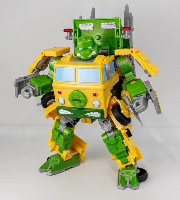 タートルズコラボのトランスフォーマー 、パーティーワロップ 最高すぎるので買った方がいい 