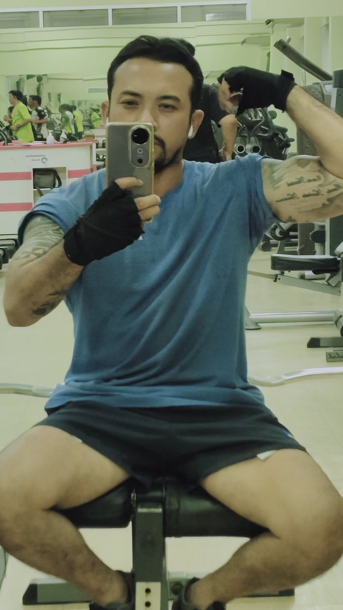 ความสุขเล็กๆ ครับ tweet media