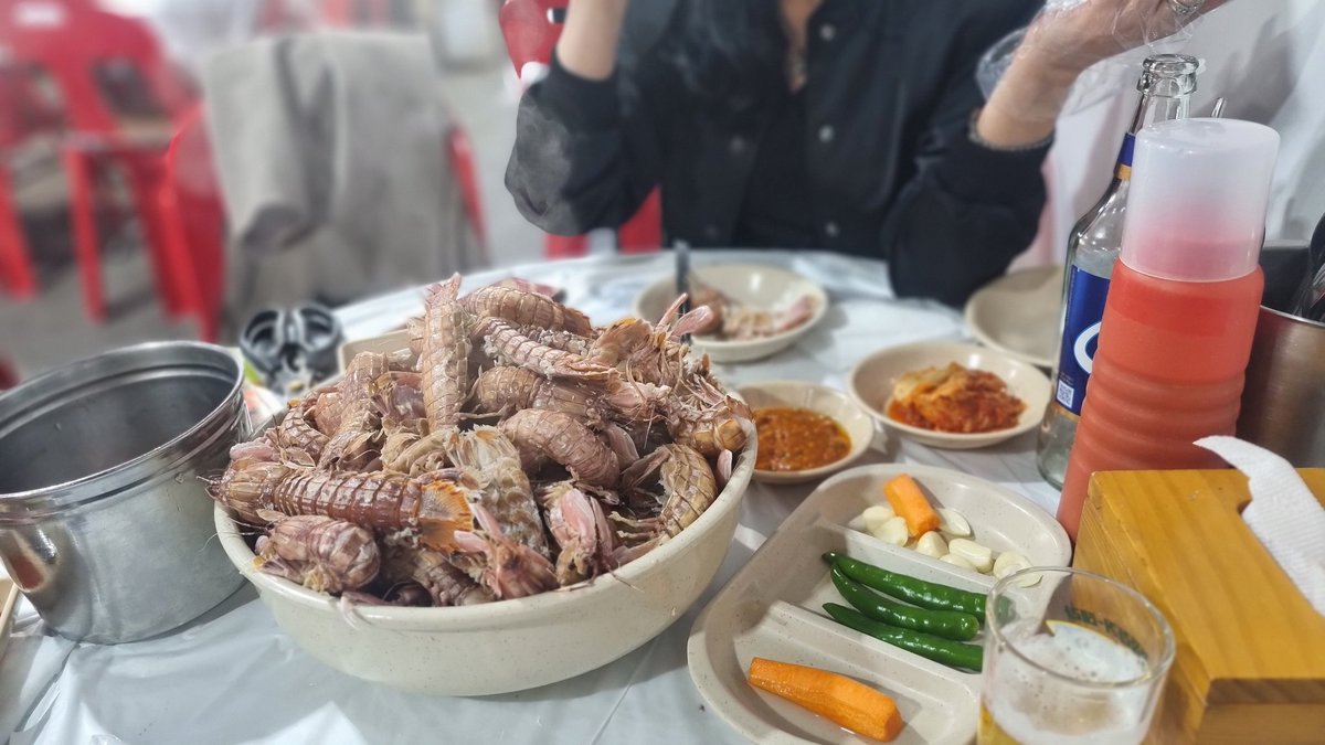 3월29(토) 소래포구 도착~! ♡♡♡. 
출석 도장 쾅~!
5단계 도전중
 #소래포 #부부만남 #커플만남 #부커만남 #건오