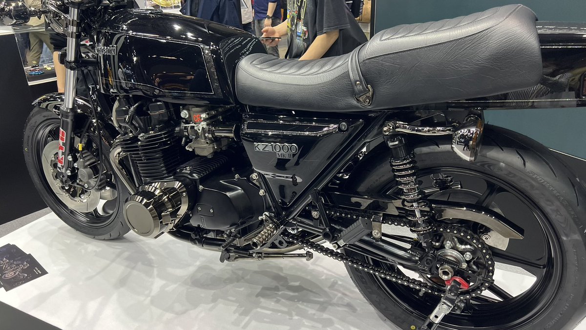 Z900RS_SR400's tweet photo. 真っ黒PMC🥰
#Shikkoku
#漆黒
#PMC
#東京モーターサイクルショー2025 https://t.co/zqoaiqRhOG