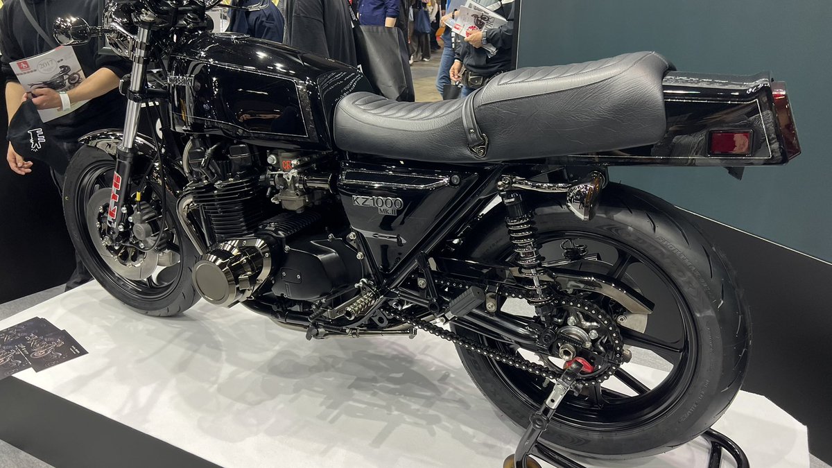 Z900RS_SR400's tweet photo. 真っ黒PMC🥰
#Shikkoku
#漆黒
#PMC
#東京モーターサイクルショー2025 https://t.co/zqoaiqRhOG