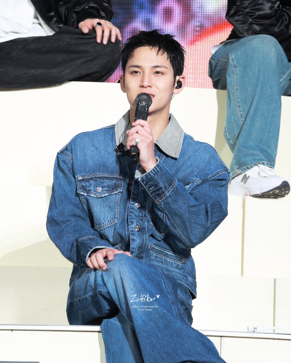 zoolficar's tweet photo. 250320 Caratland

🪑🎤

#민규 #MINGYU
#세븐틴 #SEVENTEEN https://t.co/sGgnegljMD