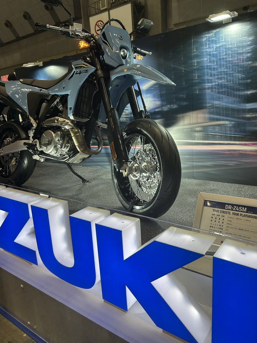 SPORTMAX Q5A 純正装着車両紹介！ ぜひバイクの足元もチェックしてみて