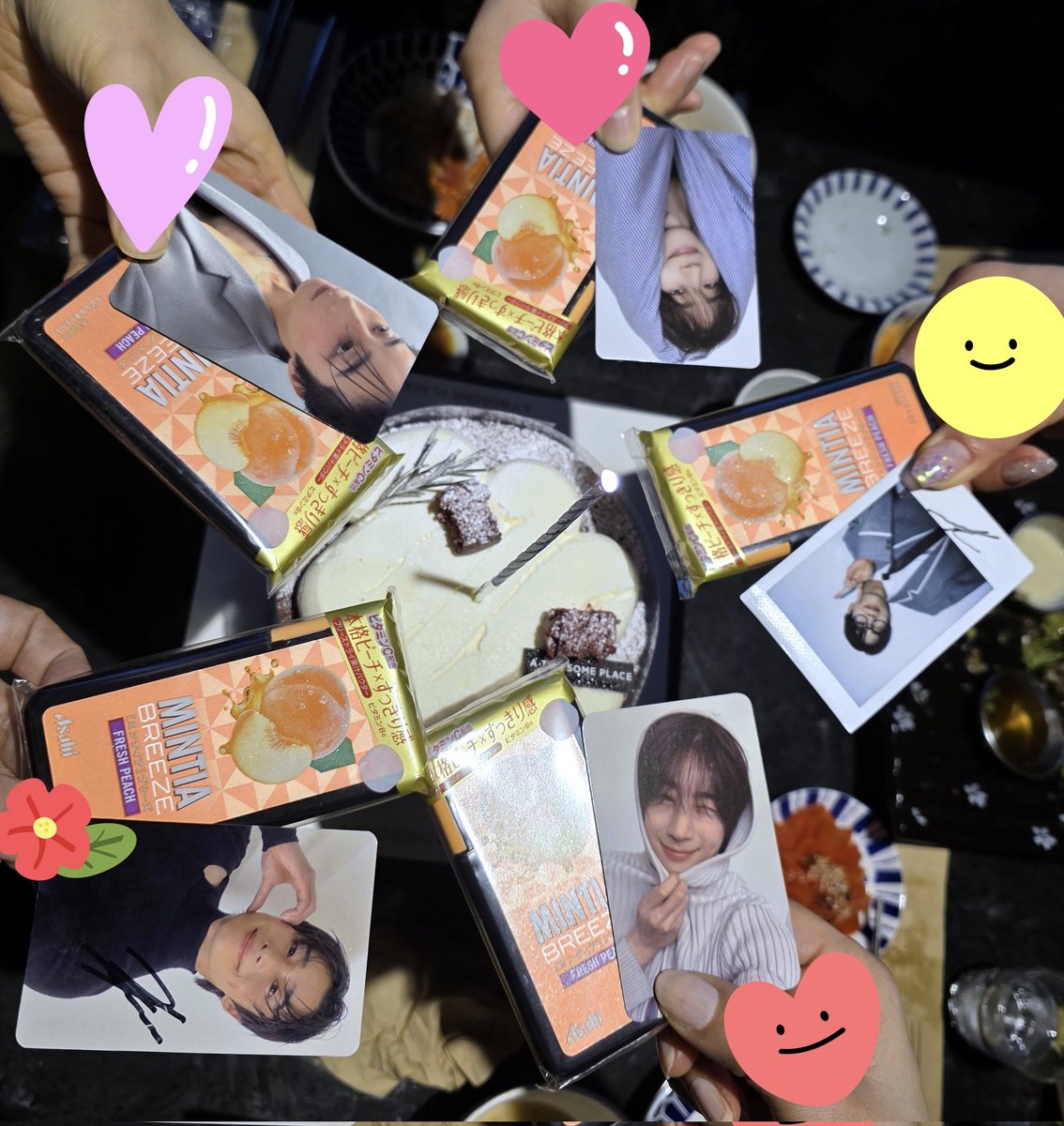 #우야랑예절샷 
센스쟁이 덕메 덕분에~~~고마워💜
고마운 인연들💜
<a href="/9424swek/">슈스승우니</a>
<a href="/light_941224/">lightup</a>
<a href="/romarogo/">꽃길만걷자</a>
<a href="/raon_sw/">RAON</a>