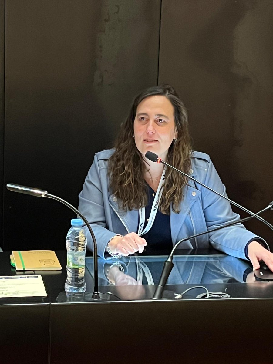 AEF-EDU (@aef_edu_) on Twitter photo Llegó el Acto de Clausura.
Nuestro grupo de Educación Superior en Fisioterapia se despide hasta la próxima.
Nuestra Presidenta <a href="/souto_camba/">sonia souto camba</a> comparte las conclusiones y nuestra Vicepresidenta <a href="/mcgrios/">MariCarmenGarciaRios</a>, cómo anfitriona en <a href="/CanalUGR/">Universidad Granada</a> agradece a tod@s. #JEducaFisio2025 Llegó el Acto de Clausura.
Nuestro grupo de Educación Superior en Fisioterapia se despide hasta la próxima.
Nuestra Presidenta <a href="/souto_camba/">sonia souto camba</a> comparte las conclusiones y nuestra Vicepresidenta <a href="/mcgrios/">MariCarmenGarciaRios</a>, cómo anfitriona en <a href="/CanalUGR/">Universidad Granada</a> agradece a tod@s. #JEducaFisio2025