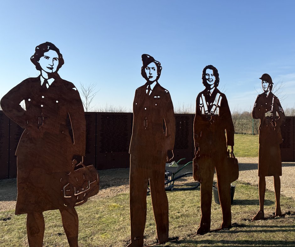 Visit Lincoln (@visitlincoln) on Twitter photo Women at War 💪
Created by <a href="/standingwgiants/">Standing With Giants</a>, Women at War is a brand new exhibition at the <a href="/IntBCC/">International Bomber Command Centre</a>. Free to visit, this installation celebrates 10 women who played vital roles during WWII.
To hear their stories, click the link below 👇
hubs.la/Q03dXjQQ0 Women at War 💪
Created by <a href="/standingwgiants/">Standing With Giants</a>, Women at War is a brand new exhibition at the <a href="/IntBCC/">International Bomber Command Centre</a>. Free to visit, this installation celebrates 10 women who played vital roles during WWII.
To hear their stories, click the link below 👇
hubs.la/Q03dXjQQ0