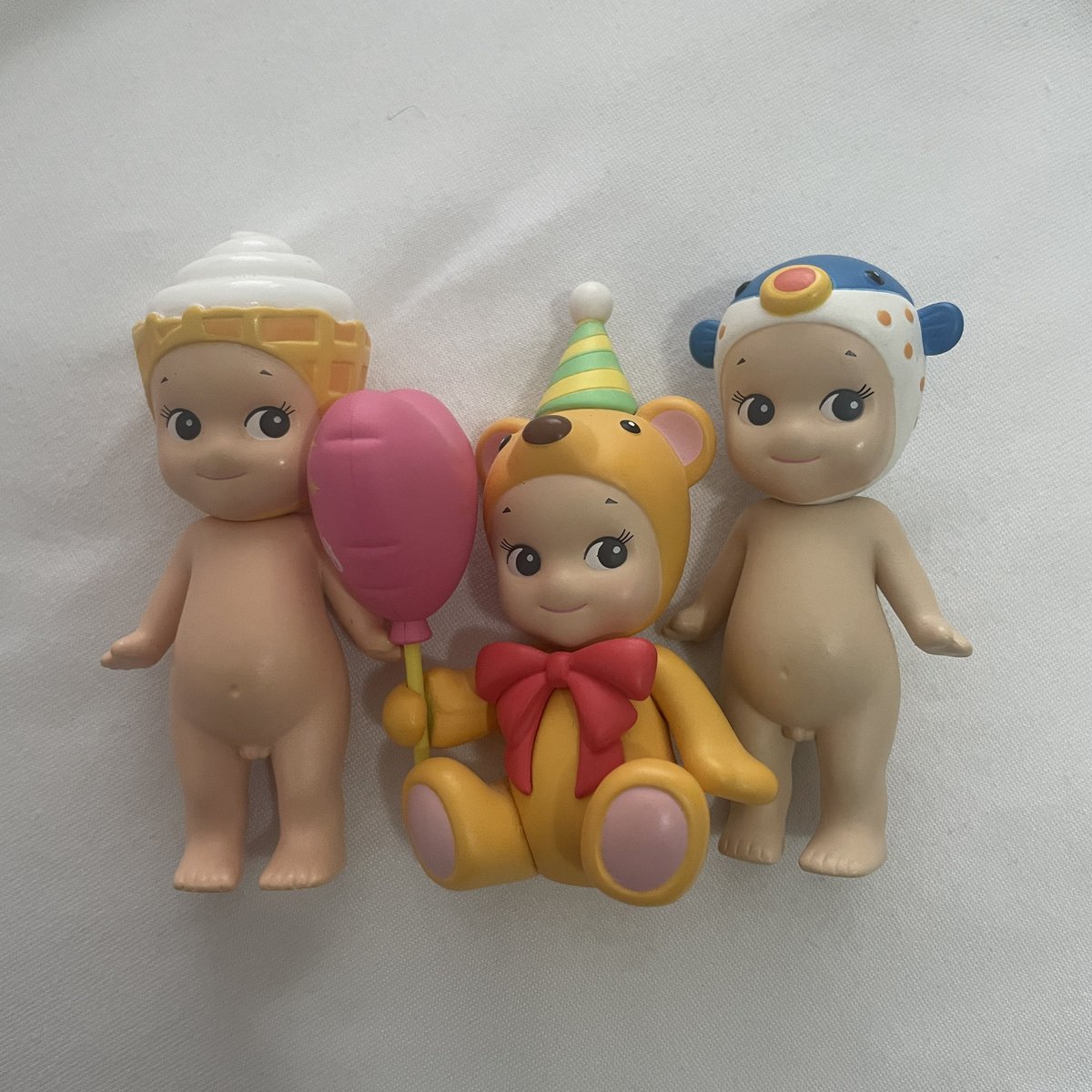 minamchin's tweet photo. wts lfb sonny angel

Ice cream - 350
Puffer fish - 350
Orange birthday bear - 450 https://t.co/Q7QdKPIcew
