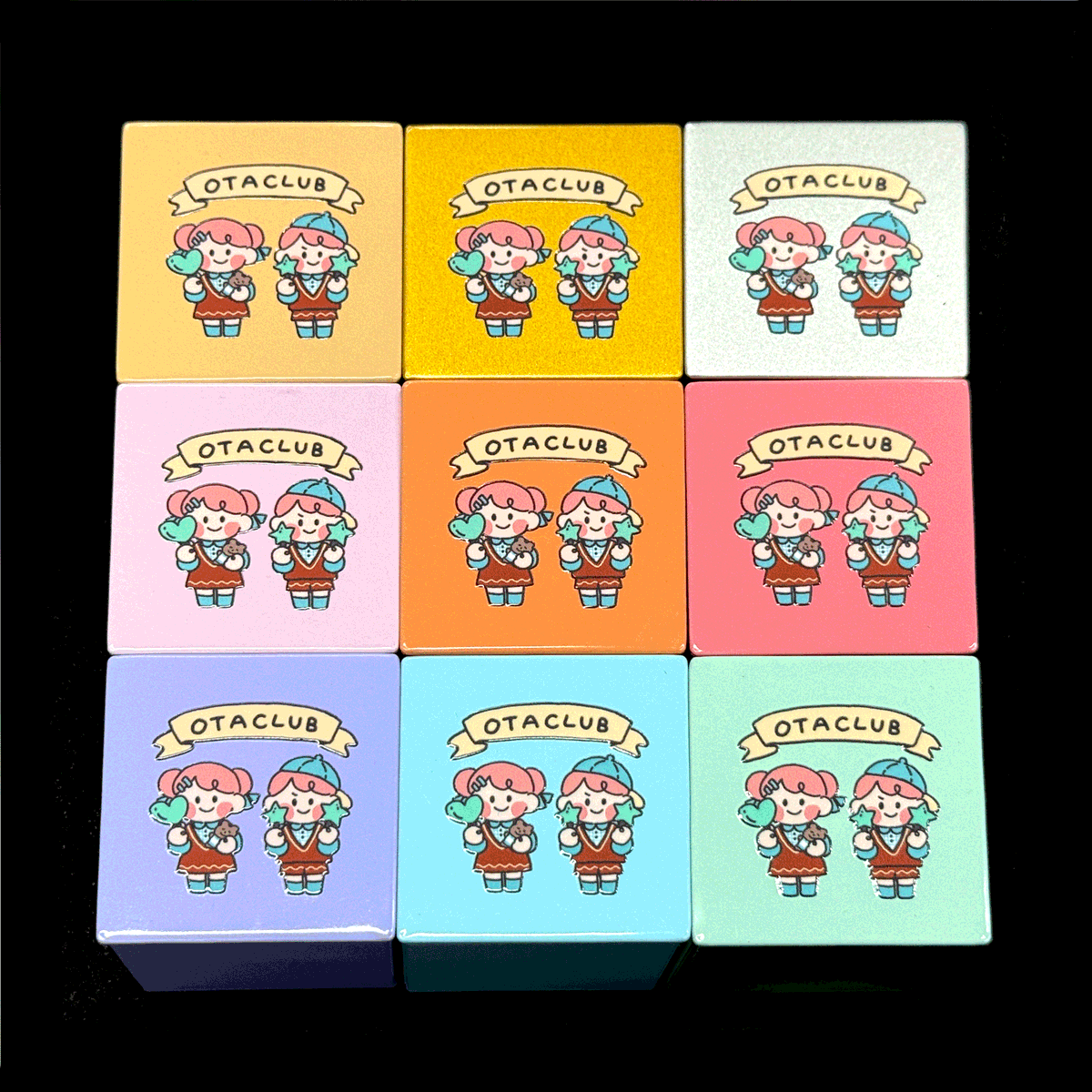 otaclub's tweet photo. 【新商品実装のお知らせ】本日～明日に、缶印刷の大幅な追加実装を行います。3ツイートを連投しますので、ご確認下さい！価格は従来品より全体的に安価に設定しています。商品名の横の価格は底値です。
１、キューブ缶　350円
２、キューブ缶ミニ　300円
３、スクエア缶　500円
４、スクエア缶ミニ　300円