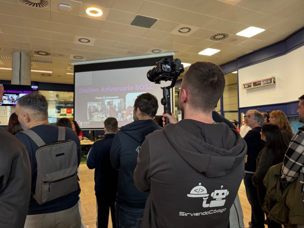 Estamos en el #SOSZ25 con todo el equipo preparado. ¡Vamos allá! 

<a href="/cachiruloValley/">Cachirulo Valley</a>