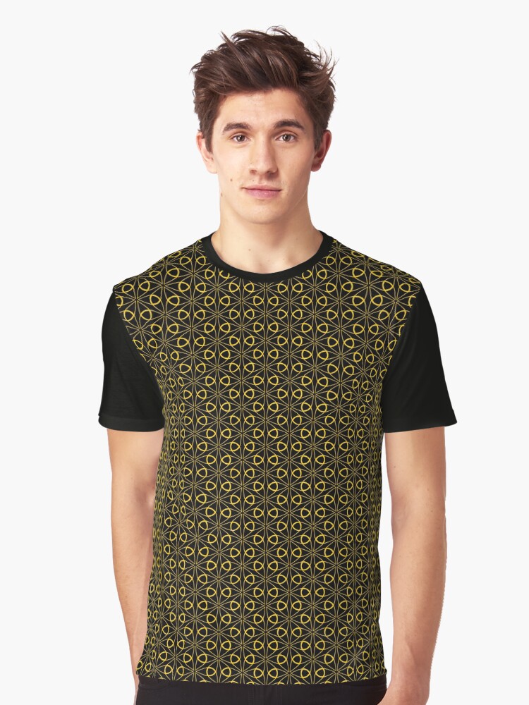 PDyaczenko's tweet image. Did you know that the Japanese asanoha pattern, inspired by hemp leaves, was often used in traditional kabuki theater costumes to symbolize endurance and vitality? Wear that cultural legacy with this Golden Harmony: Japanese Asanoha Pattern Graphic T-Shirt from Redbubble:…
