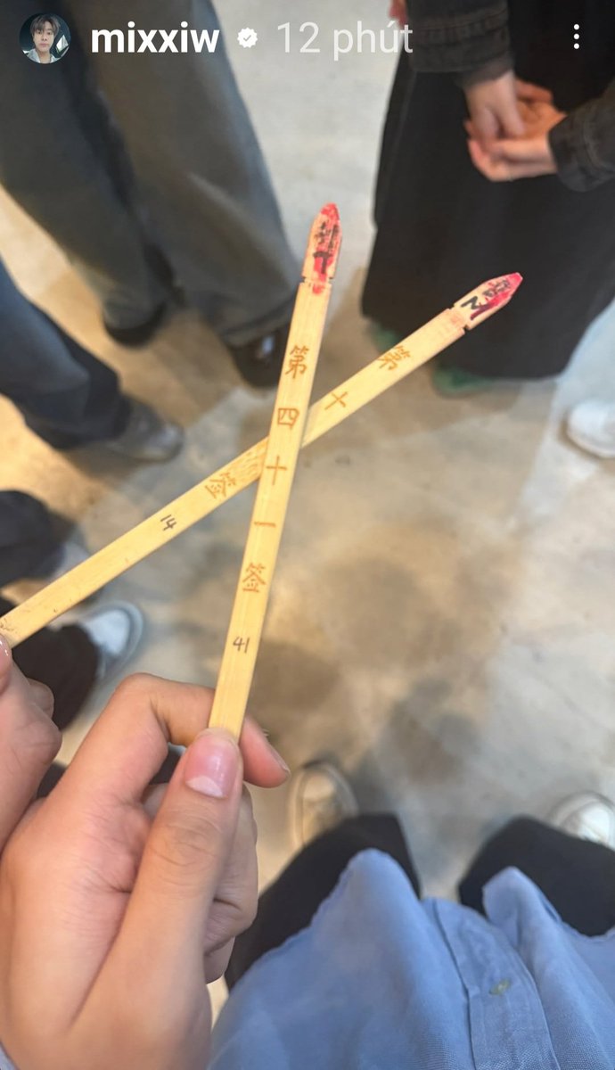FannyEM9498's tweet photo. Duyên tiền định rồi 
14_41 , kiếp này kiếp sau và mãi mãi nhé 
Lần này đi xin quẻ !!! 
#EarthMix
#EarthMixFMinHongKong2025 https://t.co/goGXn0gQyi