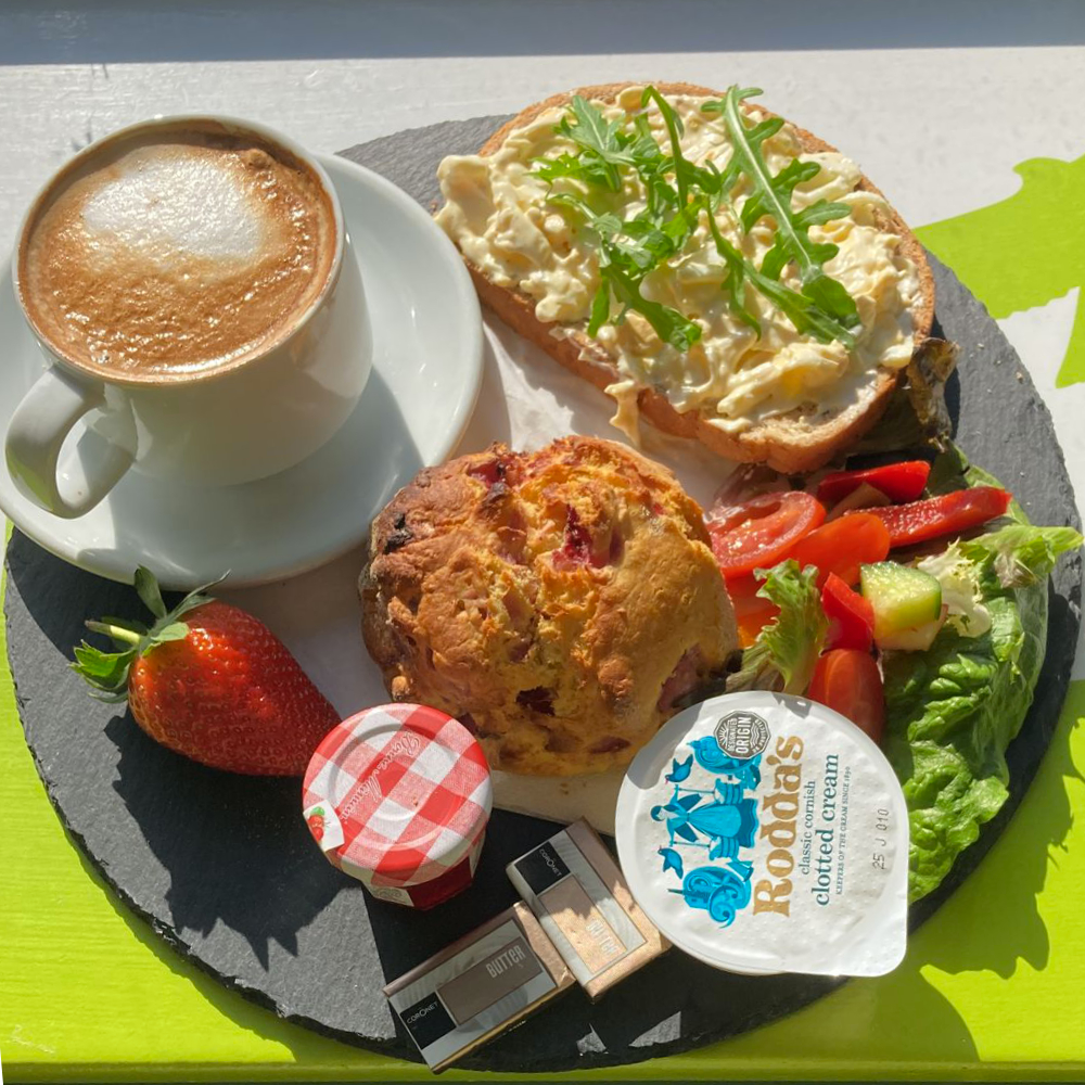 💐 Treat your own special Lady of the North this Mother's Day at Northumberlandia! 💐

This Sat 30th &amp; Sun 31st March, enjoy:

🥪 Open Sandwich &amp; Cream Scone
☕ Tea or Coffee
💖 All for just £9.95!

Because Mum deserves the best! 🌸💕 Pop in &amp; enjoy! #MothersDay #TreatMum #Nature