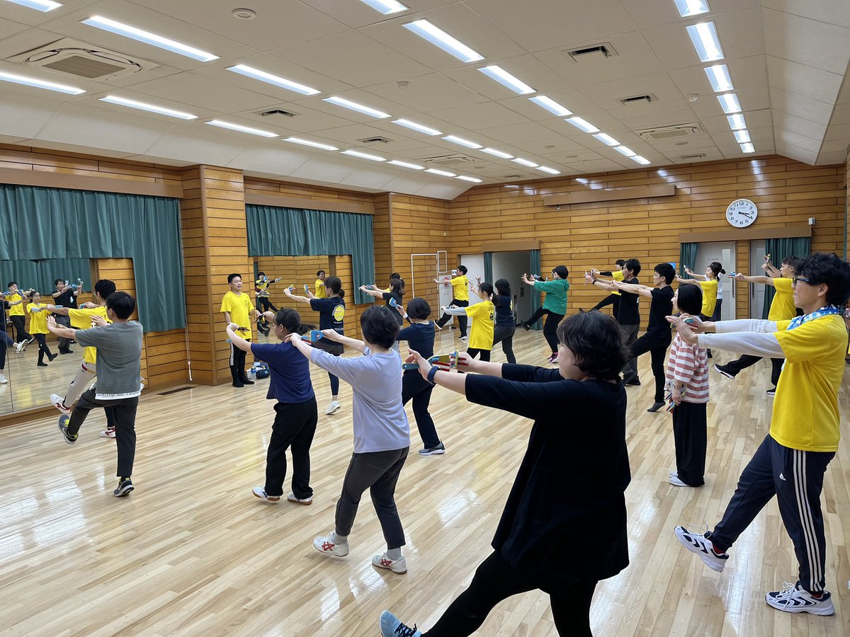 sorairo_2016's tweet photo. 練習体験会、ありがとうございました😊みんなで最後の決めポーズまで踊って、揃った時は気持ちよかったです✨
2025年度募集は3月30日です！一緒に「よさこい」楽しみましょ🎵
#そらいろ　#よさこい　#さぁさ弥栄　#東京　#月島　#仙台 https://t.co/DHS0bJ9A78