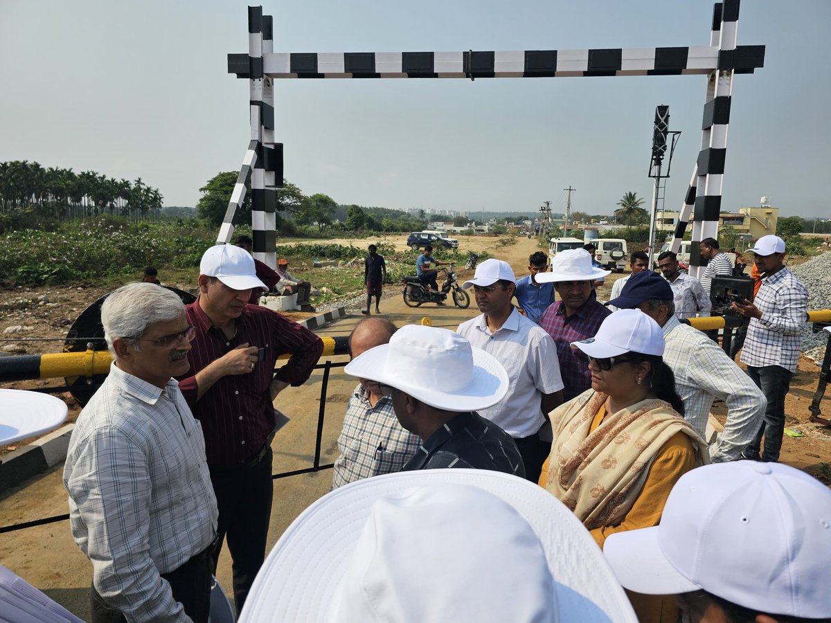 DrmMys's tweet photo. Successful CRS Statutory Inspection &amp; Speed Trial on the Kadur- Chikkamagaluru -Belur New BG Line Project between Chikkamagaluru and Hadihalli
A major step towards enhanced rail connectivity for the region. #IndianRailway #InfrastructureDevelopment #SpeedTrial https://t.co/FiPfHX4Lj3