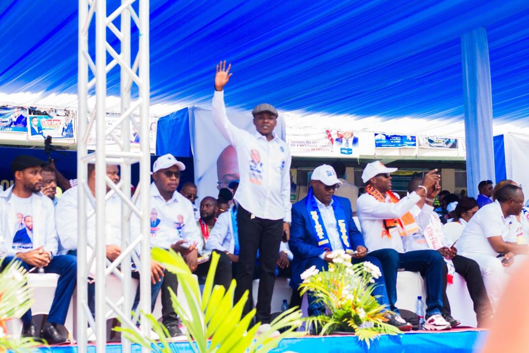 MechackDilonga's tweet image. En ce temps de crise que nous avons le chef de l'état ne pas droit à l'erreur, le président doit faire de réaménagement dans toutes secteurs.
Pour nous la #jeunesse congolaise on a besoin #moïse #kilolo #muzaba pour nous #représenter au #gouvernement d'union #nationale