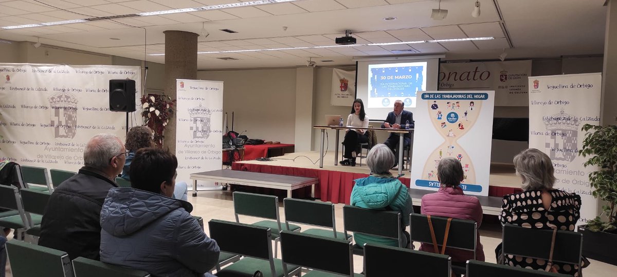 CaritasAstorga's tweet image. Ayer en #VeguellinaDelÓrbigo celebramos #ElTiempoDeEllas con una charla-coloquio sobre la situación de las Trabajadoras del Hogar.
   Porque hay que seguir luchando por sus derechos #DaleLaVuelta 
   Gracias a todos los que nos acompañásteis