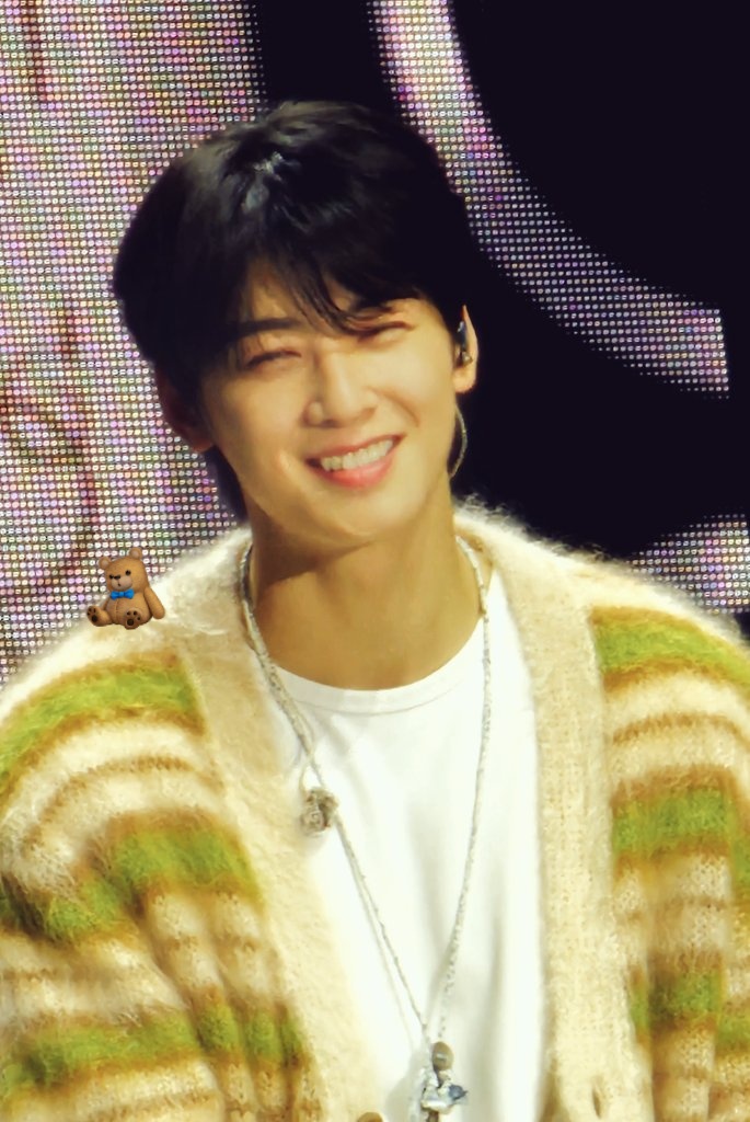 chaeunwoodaily's tweet photo. I will forever be grateful for your existence #CHAEUNWOO you will always be the BEST! @CHAEUNWOO_offcl

250329
#세상어디든지_항상_은우랑_HBD https://t.co/EsWemiIpsE
