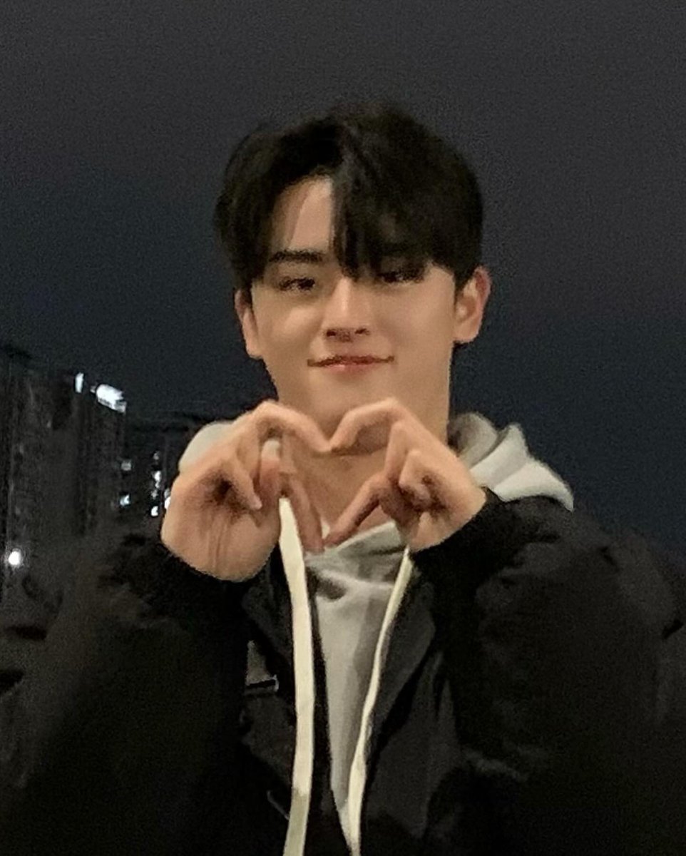 Proud Edens, DPR 🍎 tweet media