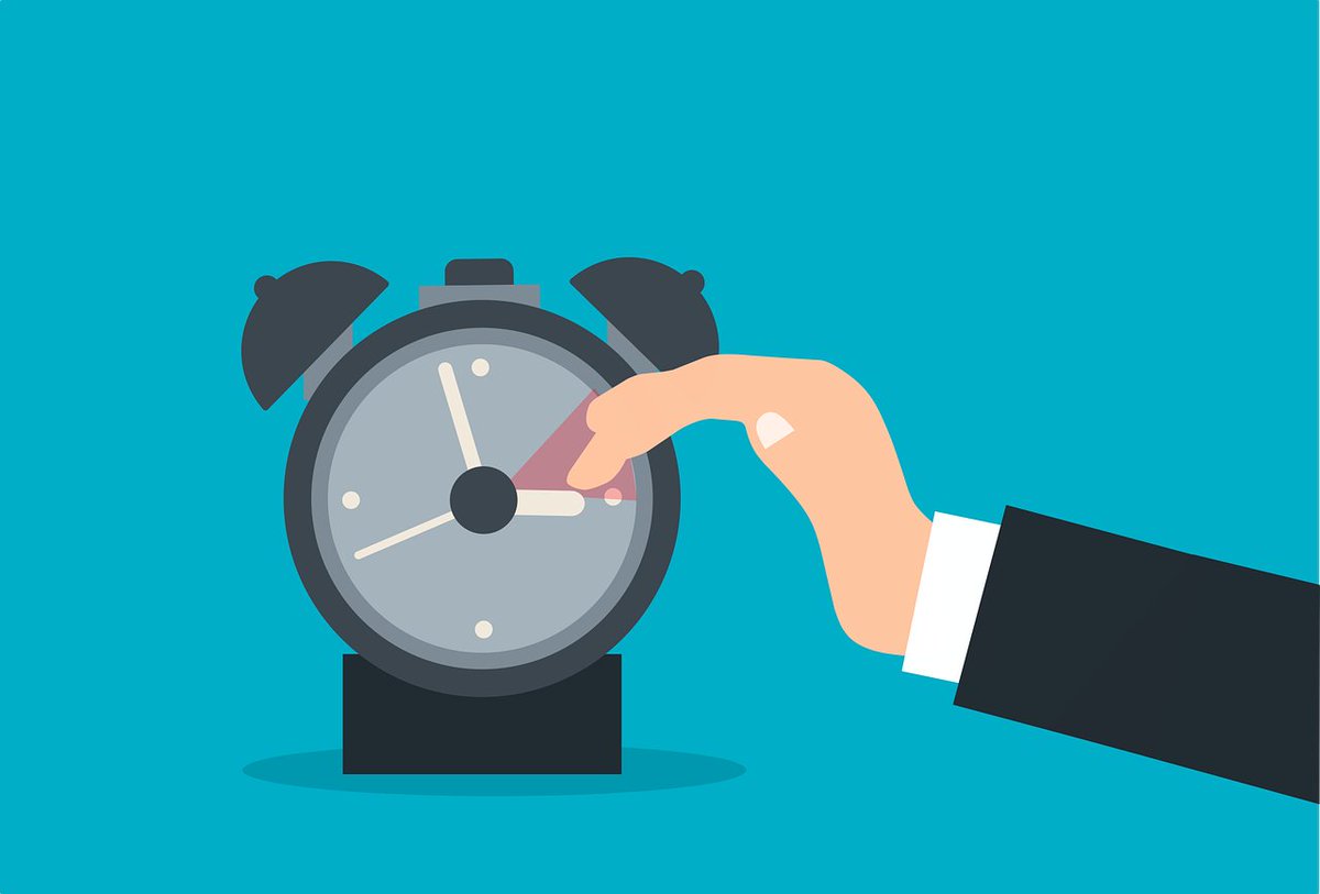 ⏰ Vannacht gaat de zomertijd in! Dit betekent dat de klok een uur vooruitgaat. Hierdoor blijft het ’s avonds langer licht, maar dit heeft ook gevolgen voor je biologische klok.

☀️ Snel wennen aan de zomertijd? Zorg voor voldoende daglicht en ga op tijd slapen. 

Slaap lekker!