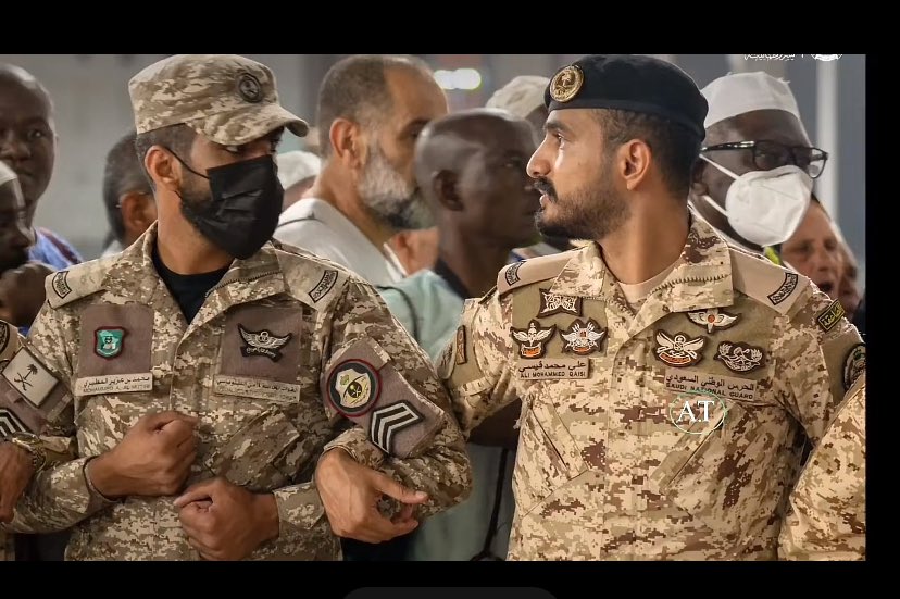 #رجال_امننا_خطر_احمر
رجال الأمن يستحقوا الاحترام والتقدير لجهودهم وليس الاعتداء عليهم حفظهم الله🤲🏻 🇸🇦🇸🇦