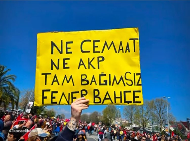 Maltepe miting girişinde polis tarafından içeri alınmayan  dövizlerimiz… #maltepemitingi