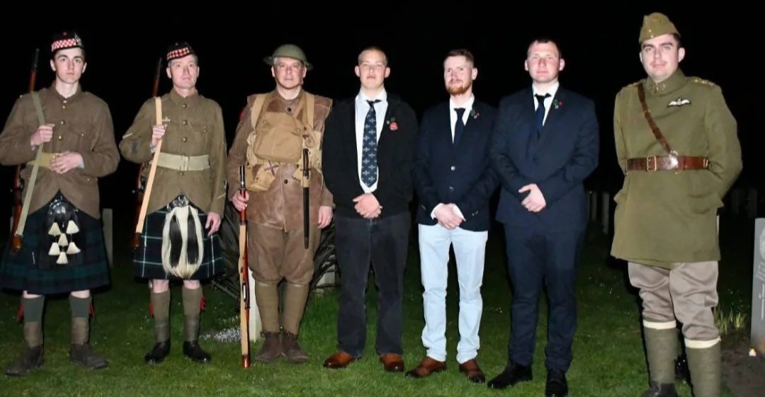It's been a week since we organized a vigil at the Rampart Cemetery in Ypres, Belgium. 

March 22nd was World Water Day, a day marked by water that was so precious to soldiers in the Great War, but also in the daily struggles in the trenches and on the battlefield.