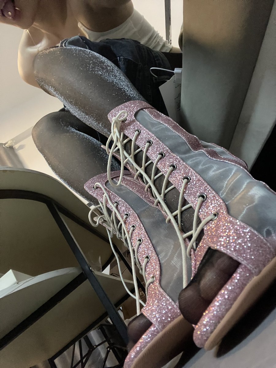 李扯火 (@gabriel_24601) on Twitter photo 