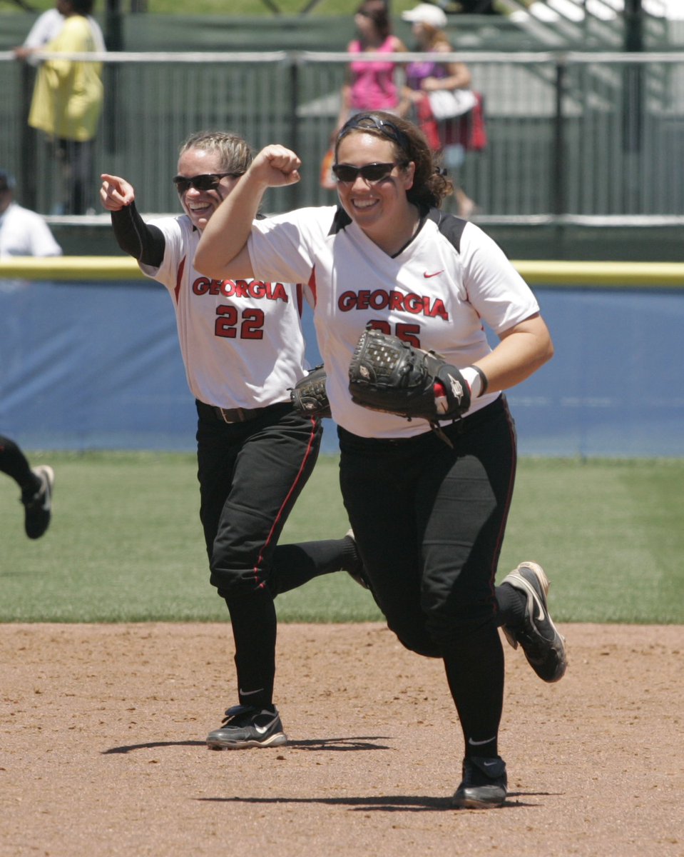 coach <a href="/agoler35/">Alisa Goler</a> been a dawgggg 🐶❤️‍🔥 

take a look below at her playing days with <a href="/UGASoftball/">Georgia Softball</a>!

Credit: <a href="/UGAAthletics/">Georgia Bulldogs</a>