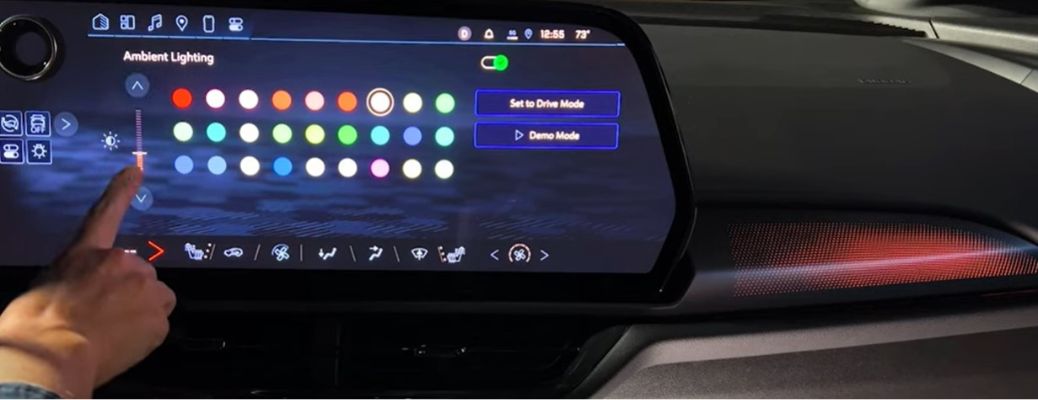 If you have a Chevy SUV, chances are you have ambient lighting. See how to use it with our quick guide.

#Tech #ChevySUVs
carlblackoforlando.com/blog/how-to-us…
