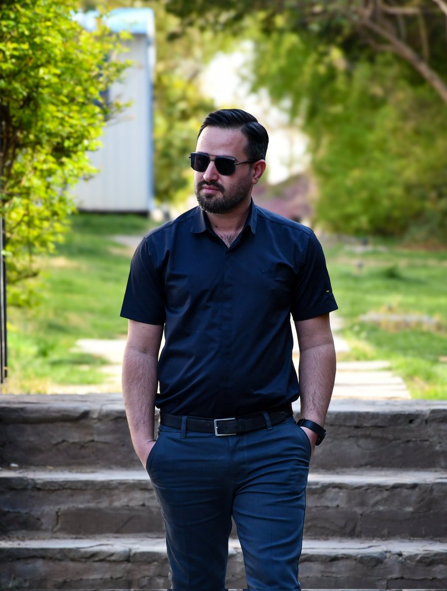 همون خسته قدیم tweet media