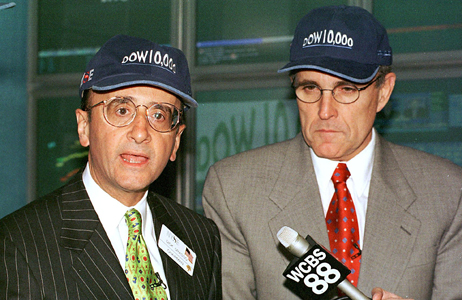 StockMKTNewz's tweet photo. On this day in 1999 the Dow Jones closed above 10,000 for the first time ever

Today the Dow Jones is at 41,584 https://t.co/Dq8iV66K5d