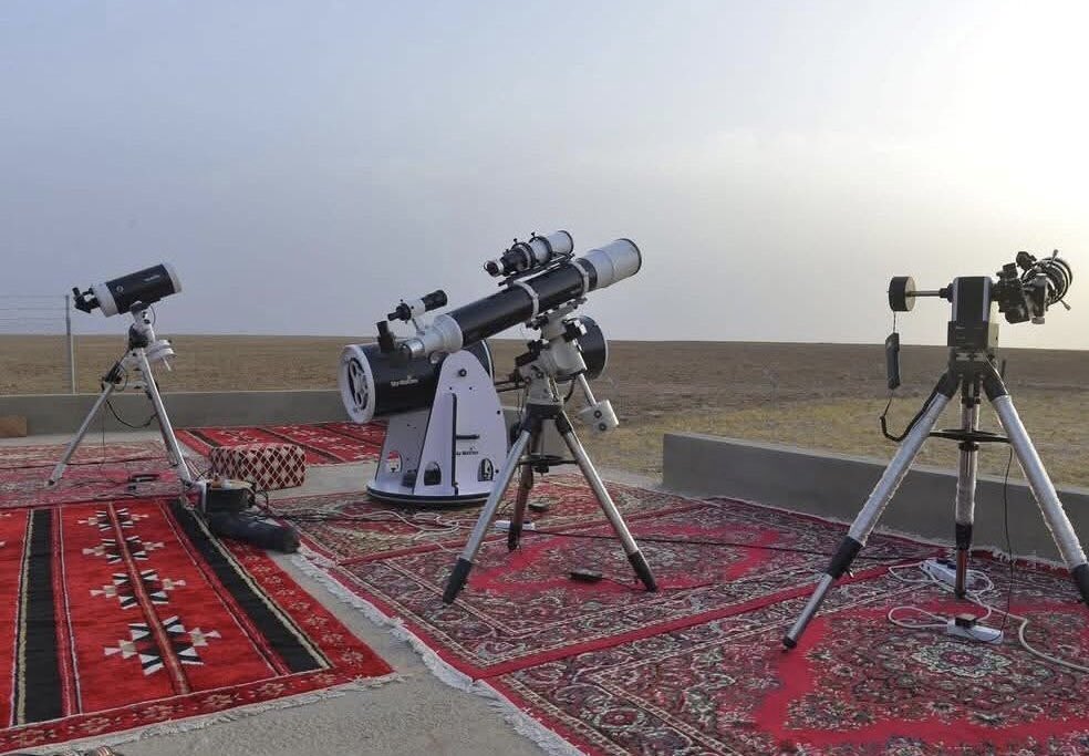 pajhwok's tweet photo. سعودي عربستان سبا، یکشنبه (د وري لسمه)، د کوچني اختر لومړۍ ورځ اعلان کړه.
د افغانستان د سترې محکمې د رویت هلال کمېټې تر اوسه په دې اړه څه نه دي ویلي. https://t.co/LZe8vkmN0v