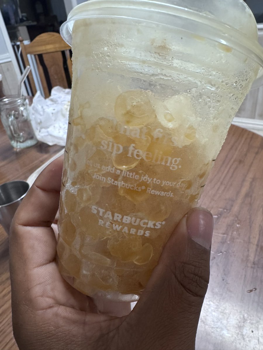 KamikazeAliens's tweet photo. @Starbucks thanks for making my wife’s morning perfect with a $5.99 cup of ice... @Target to the rescue. https://t.co/Ac22hC4Amd