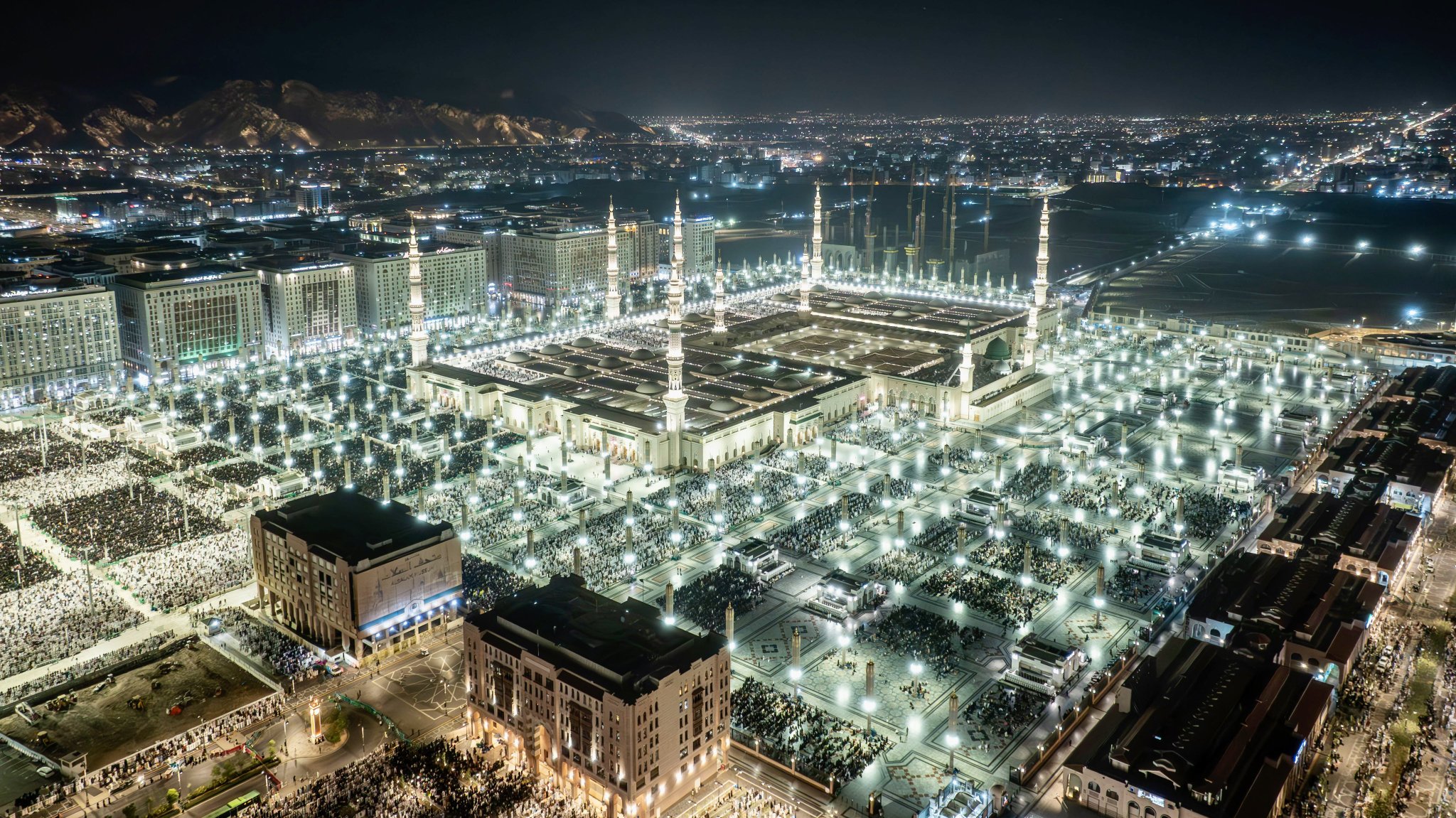 Image Kuwait Celebrates Eid Al-Fitr on March 30 | iiQ8 News Eid Mubarak