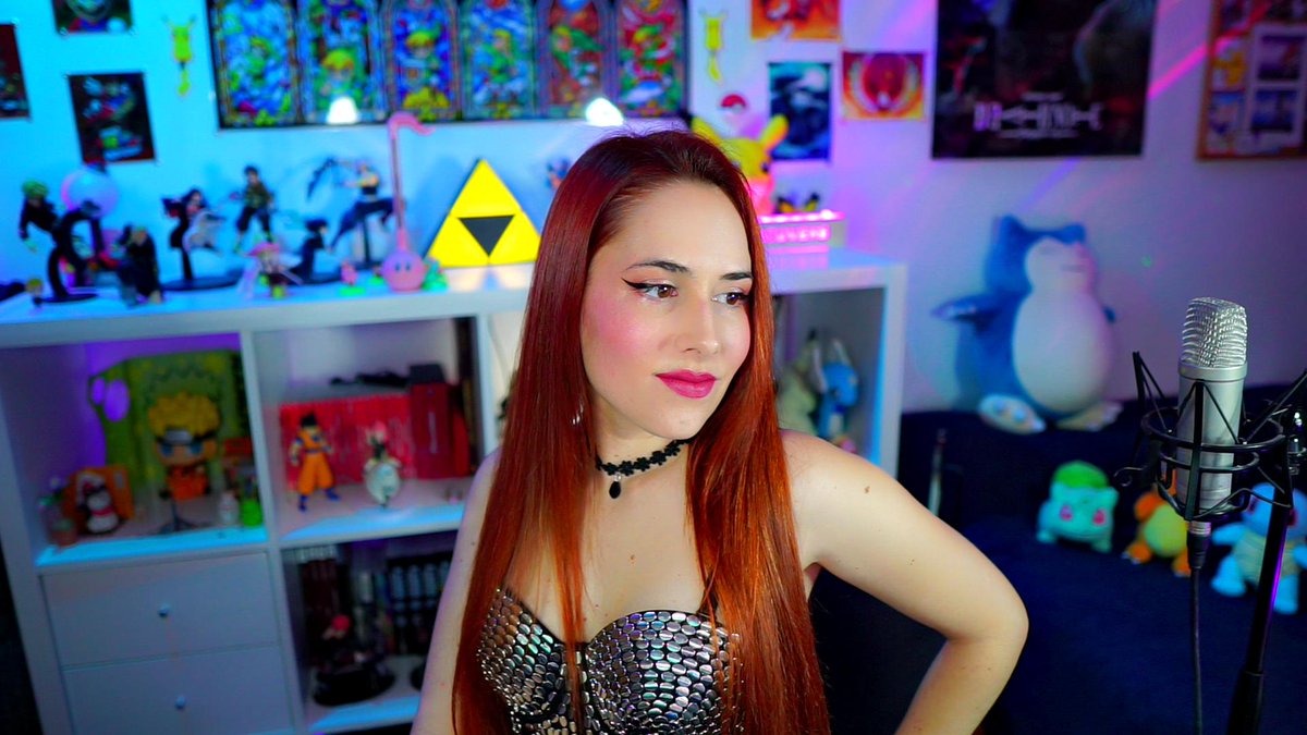 💜 ESPECIAL 5 AÑOS EN TWITCH 💜

Ya esta empezando, vamos a celebrarlo juntos!!!