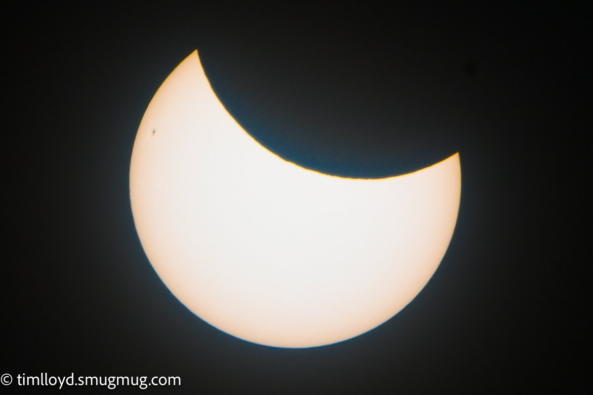 Tim Lloyd (@g6ued) on Twitter photo Nice clear skies to see the max eclipse from Sutton Coldfield at 11:03 today!
<a href="/BBCNews/">BBC News (UK)</a> <a href="/bbcweather/">BBC Weather</a> <a href="/bbcskyatnight/">BBC Sky at Night</a> <a href="/chrislintott/">chrislintott</a> #Eclipse2025 Nice clear skies to see the max eclipse from Sutton Coldfield at 11:03 today!
<a href="/BBCNews/">BBC News (UK)</a> <a href="/bbcweather/">BBC Weather</a> <a href="/bbcskyatnight/">BBC Sky at Night</a> <a href="/chrislintott/">chrislintott</a> #Eclipse2025